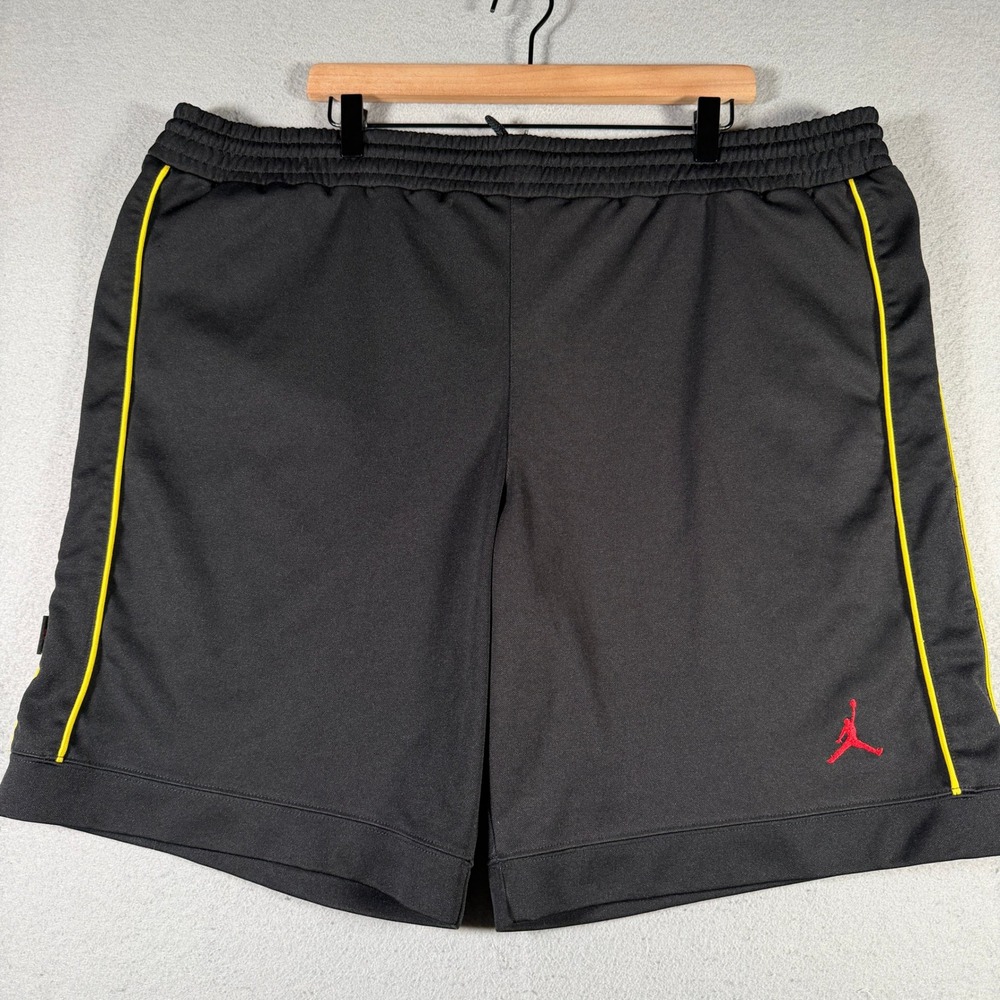Vintage Jordan Brand Mens XL‎ Basketball Shorts Black Jumpman Logo 23